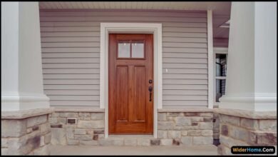 how to stain a wood door